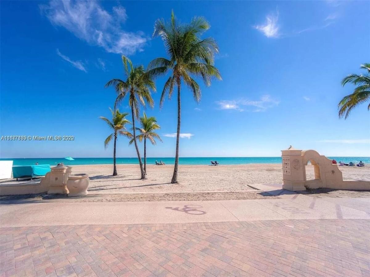 Free Parking, Bay View, Pool, Step To Beach Голливуд Экстерьер фото
